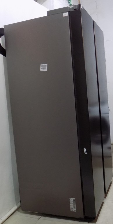 Двоен хладилник Samsung RS70F65QEF
