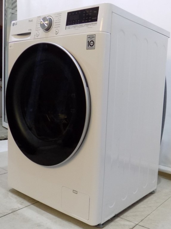 Пералня със сушилня  LG W4WR70X61