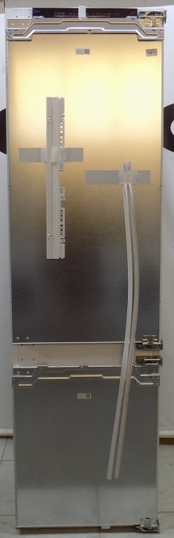 Хладилник за вграждане SIEMENS KI96NVFD0