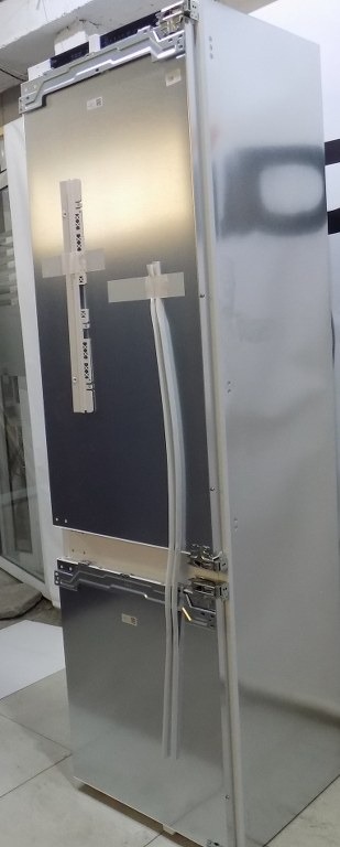 Хладилник за вграждане SIEMENS KI96NVFD0