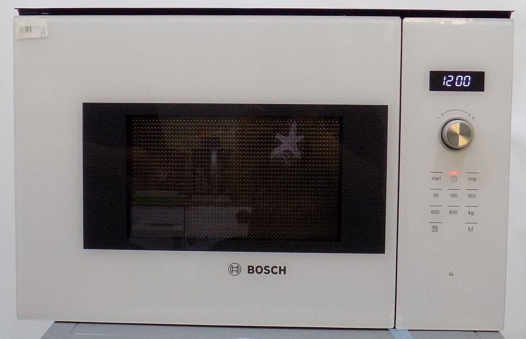 Микровълнова фурна BOSCH BFL524MW0