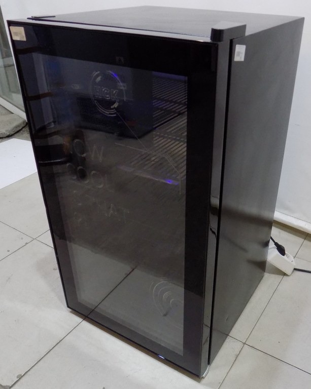 Охладител HCK 98L Drinks Fridge with Cyberpunk