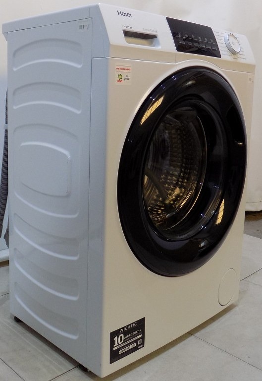 Пералня Haier HW80-BP14929