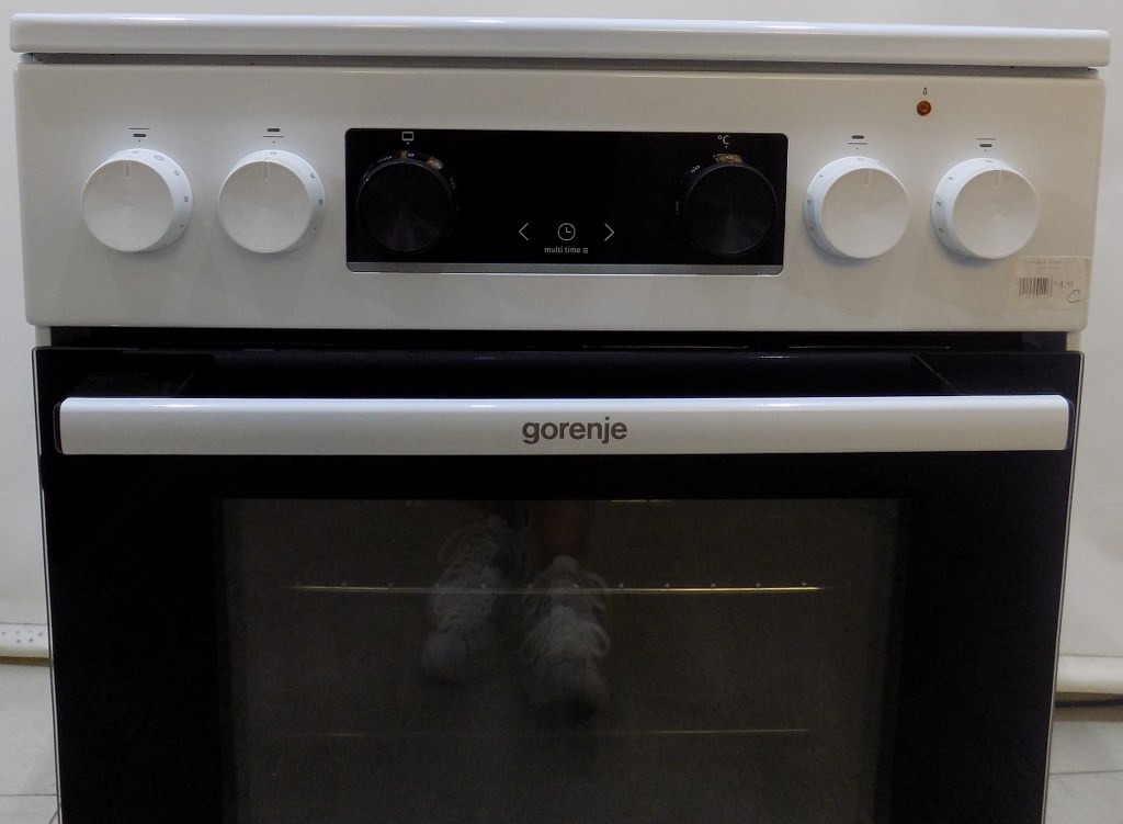 Готварска печка Gorenje E-Herd GECS 5C70WA