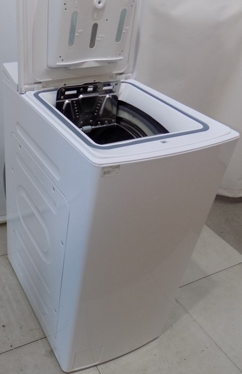 Пералня с горно зареждане Midea TW 7.83i di