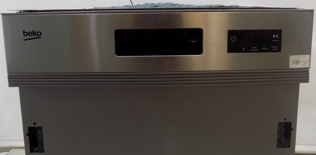 Съдомиялна за вграждане BEKO BDSN15O30X