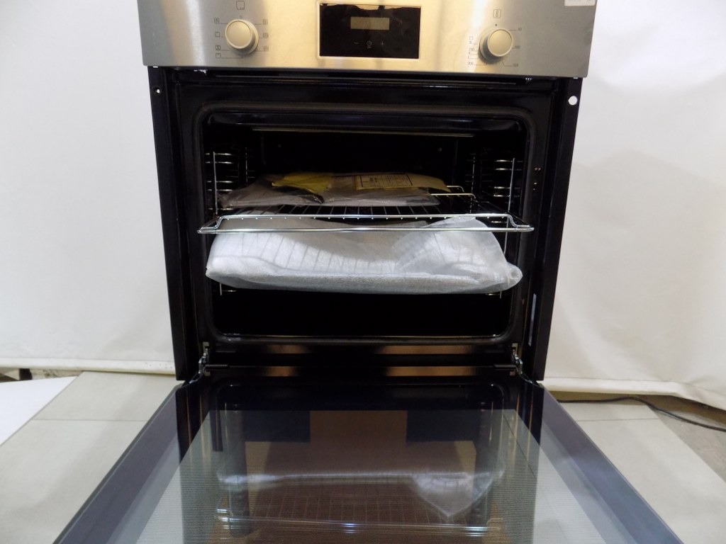 Фурна за вграждане Bosch HBF133BR0