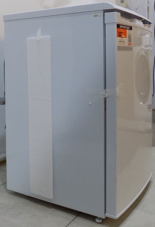 Малък хладилник Beko TSE1284N