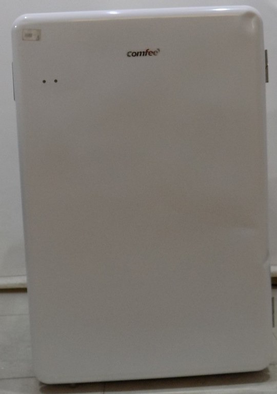Хладилник COMFEE RCD113WH2RT(E)
