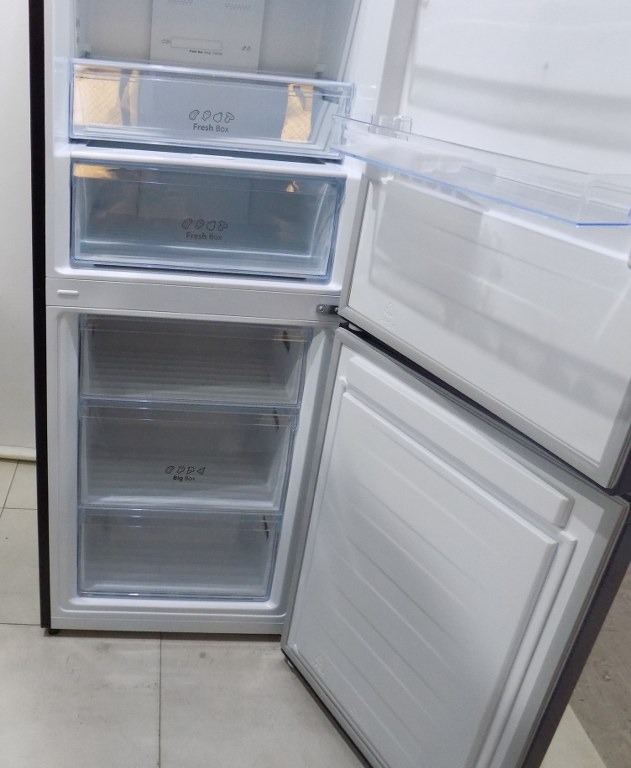 Хладилник Hisense RB440N4AFA