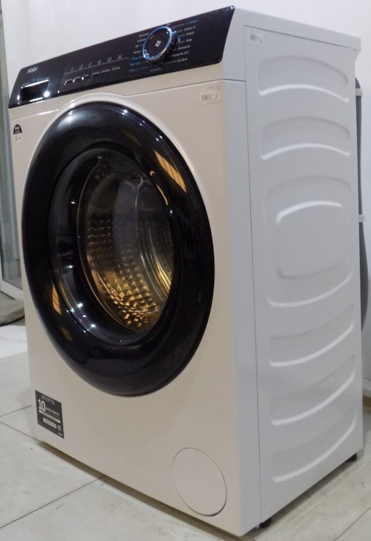 Пералня Haier HW81-NBP14939