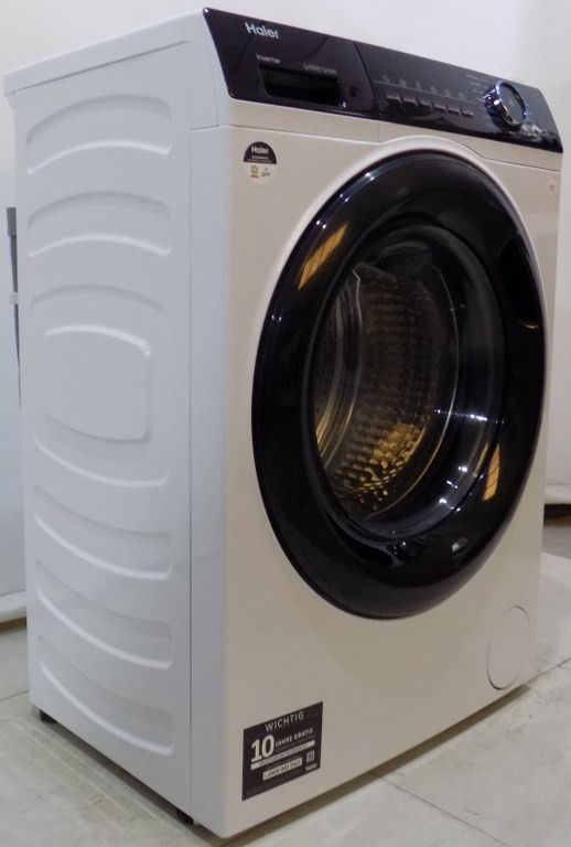 Пералня Haier HW81-NBP14939