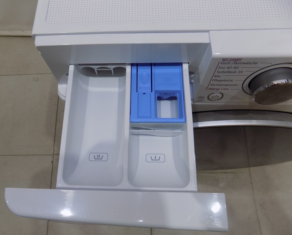 Пералня LG F4WV709P1E