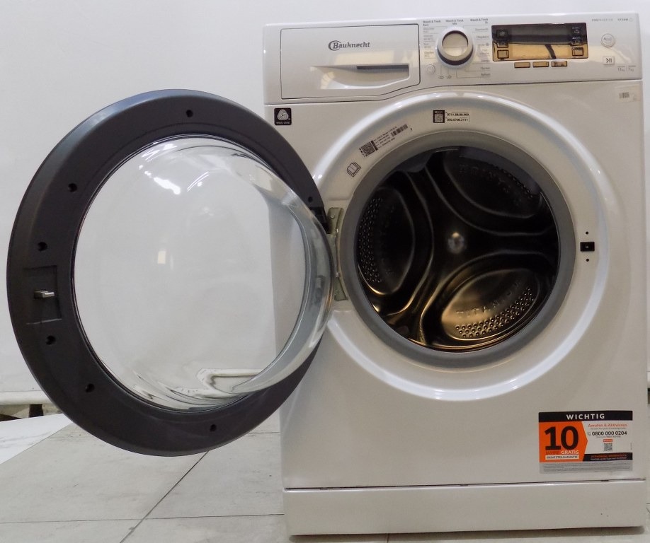 Пералня със сушилня Bauknecht WATK SENSE 117B 59 N