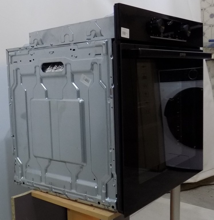 Фурна за вграждане Gorenje BO6735E02BK