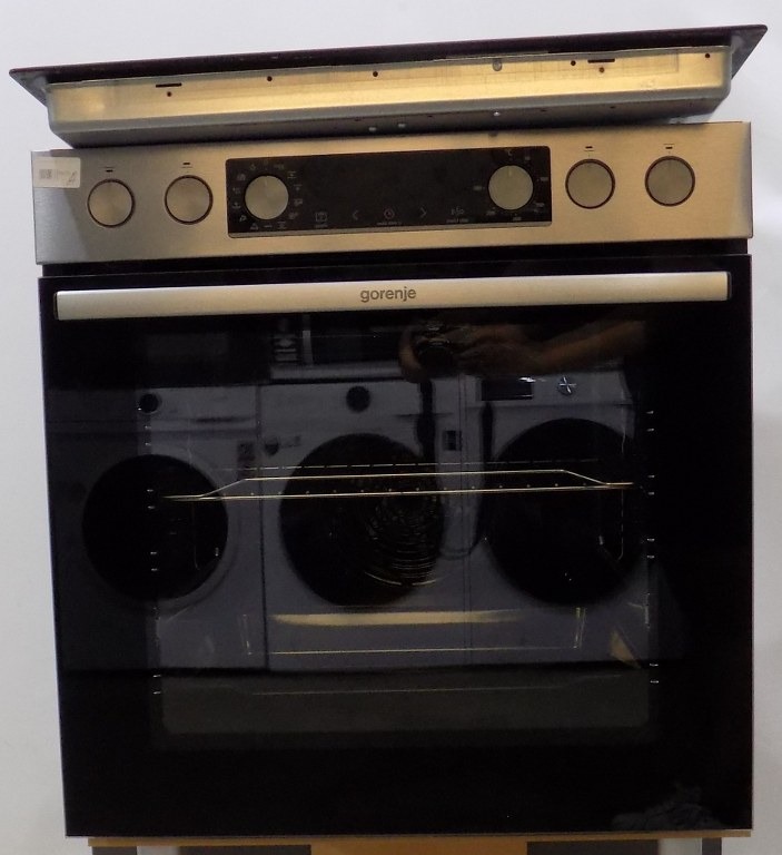 Фурна за вграждане с котлони Gorenje Hot Air Inox Set 4