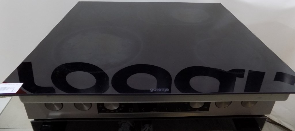Фурна за вграждане с котлони Gorenje Hot Air Inox Set 4