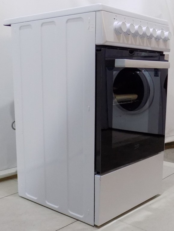 Готварска печка Beko FSM57100GW Herd
