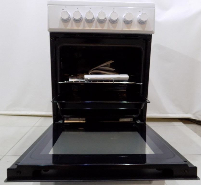 Готварска печка Beko FSM57100GW Herd