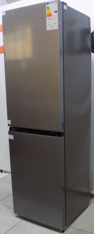 Хладилник Hisense RB327N4AD2