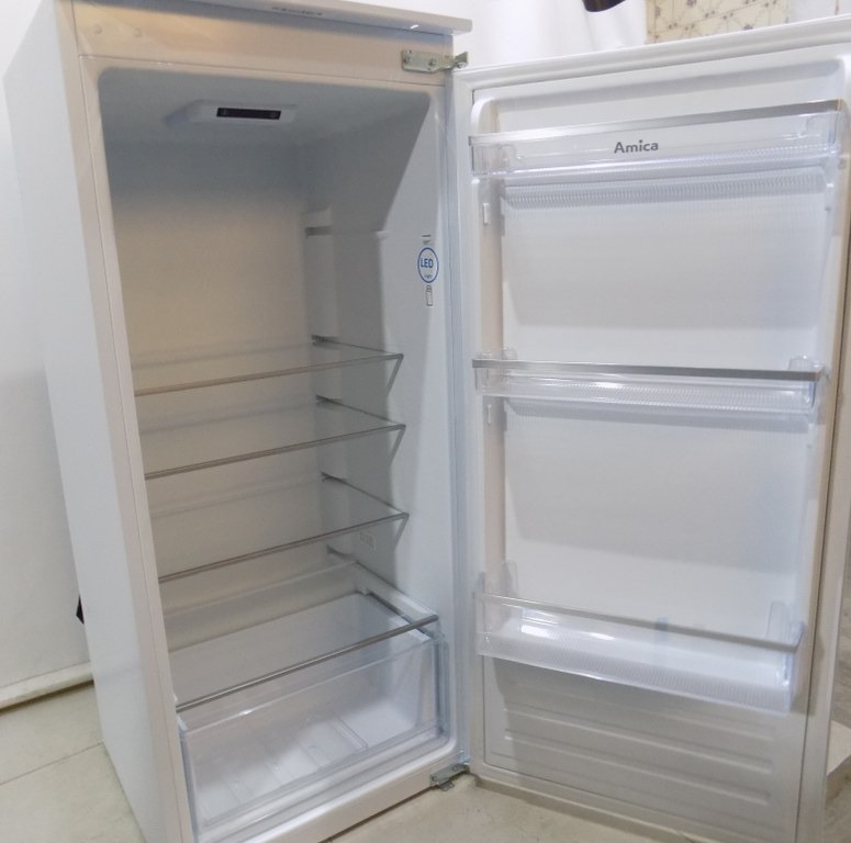Хладилник за вграждане Amica EVKSS 352 221