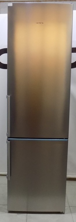 Хладилник Siemens KG39NAIAU iQ500