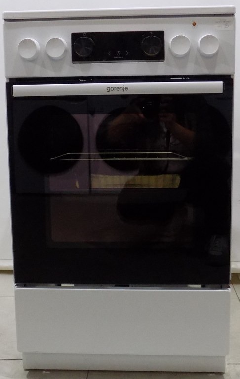 Готварска печка Gorenje GEC5C43WGAMZ