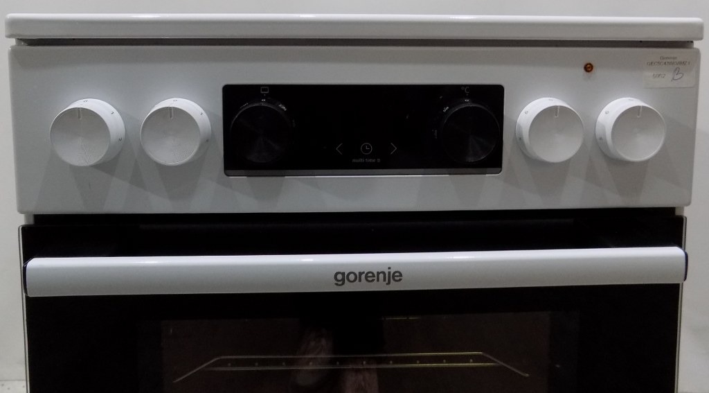 Готварска печка Gorenje GEC5C43WGAMZ