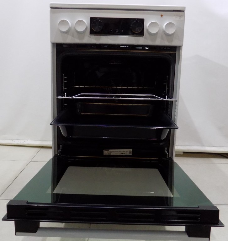 Готварска печка Gorenje GEC5C43WGAMZ