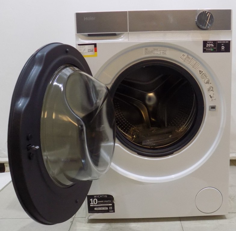 Пералня със сушилня Haier HWD80-BP14637T