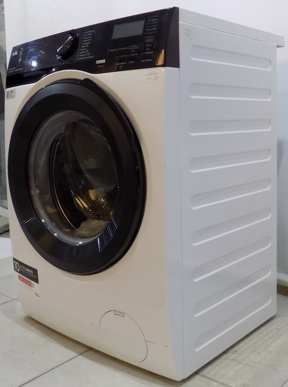 Пералня AEG LR6AMZ410UFL